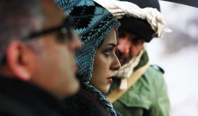 نمايي از فيلم سينمايي پذيرايي ساده